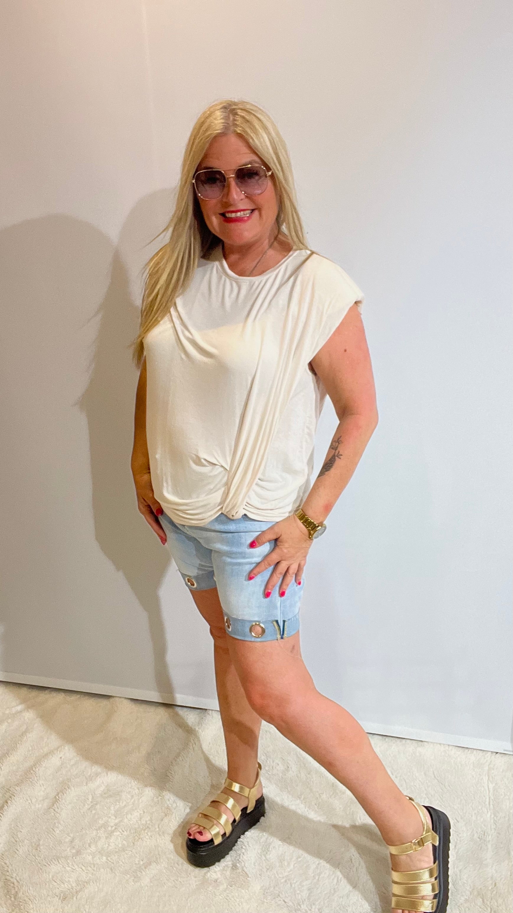Shirt mit " Raffdetail " Ecru´
