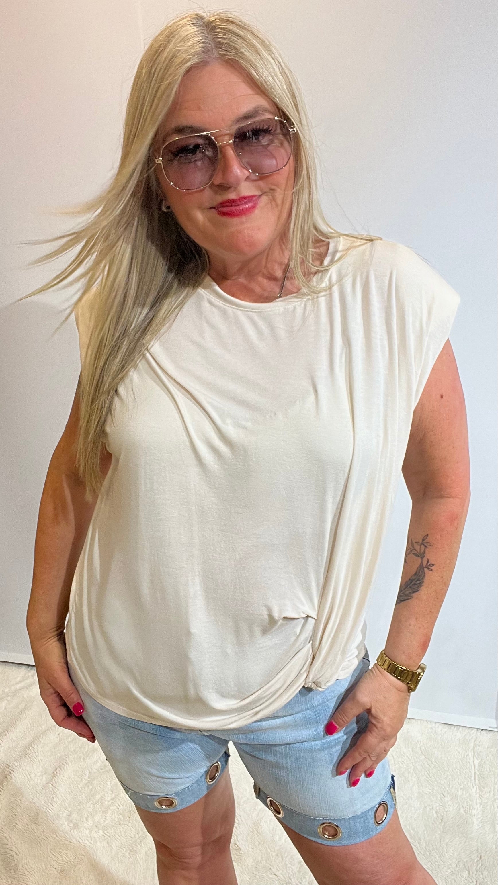 Shirt mit " Raffdetail " Ecru´