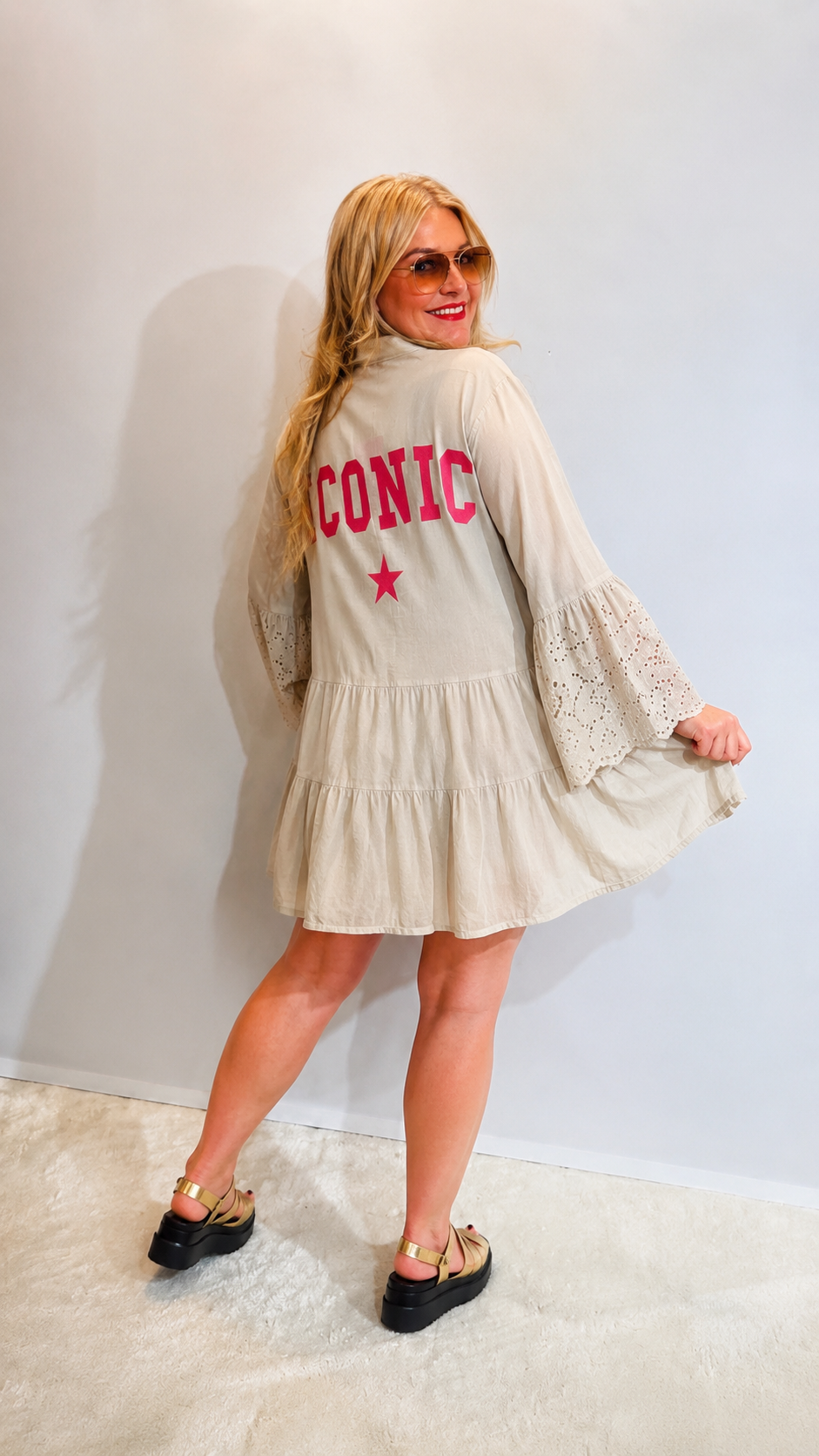 Kleid " ICONIC" beige Edition
