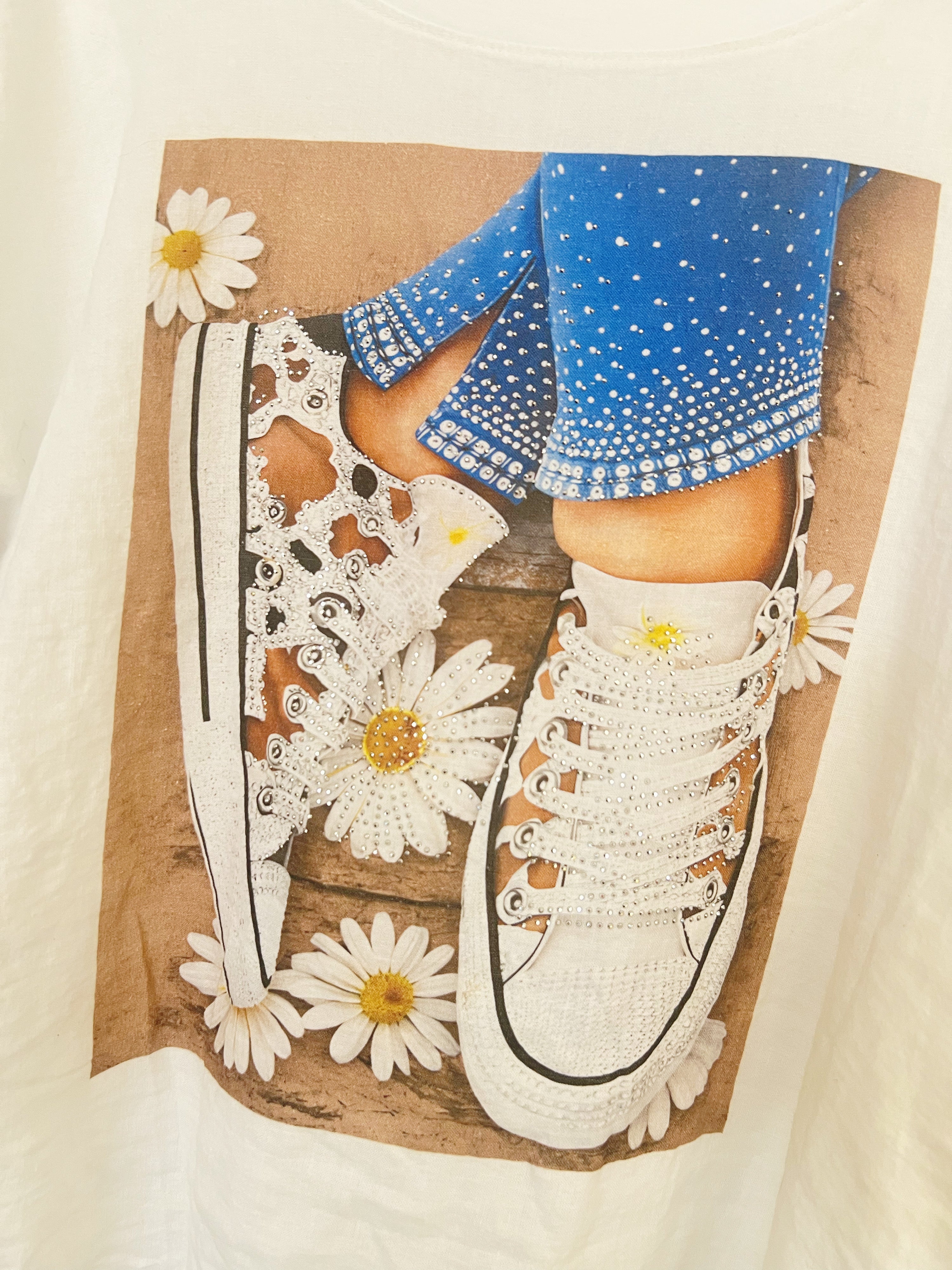 Shirt " Glitzer & Sneaker Vibes " weiß