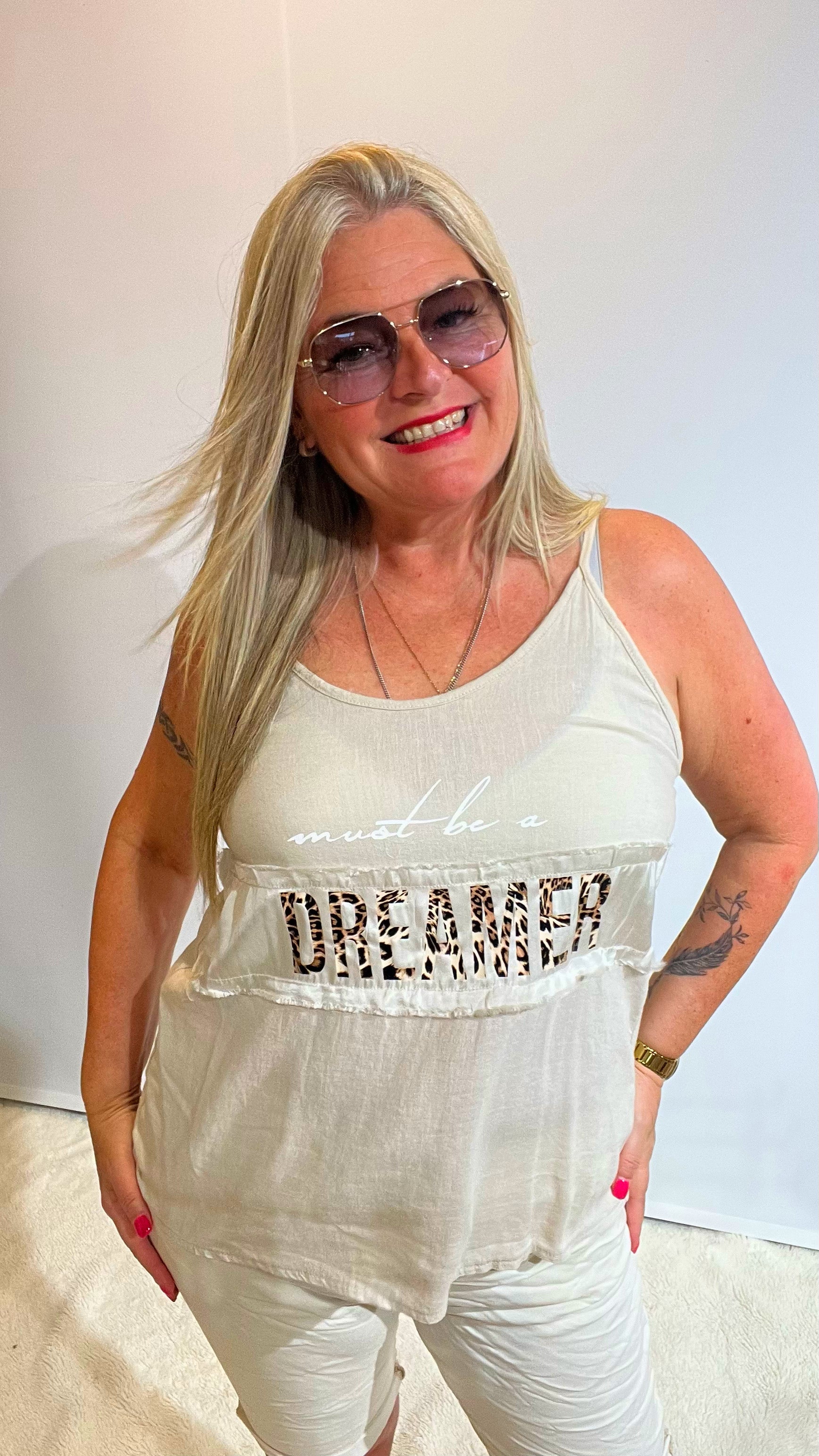 Top " Dreamer " Beige